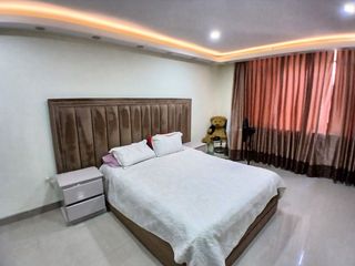 Foto 19 de 👨‍👩‍👧‍👦 VENDO MODERNA Y ELEGANTE CASA DE 3 PISOS + AZOTEA EN SAN LUIS