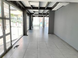 Foto 2 de Local en arriendo ubicado en la circunvalar