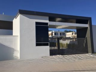 Foto 15 de VENTA CASA TUMBACO SECTOR LA CERÁMICA CONJUNTO PROVENZA, calle Área: C: .349.51m2 T: 349m2 PRECIO 