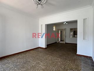 Foto 3 de Se Vende Primer Piso Frente A Parque Echenique En Pueblo Libre Totalmente Independiente Y Grande
