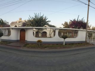 Foto 5 de SE VENDE CASA RESIDENCIAL LA ANGOSTUR 1023  DOS CUADRAS DEL HOTEL LAS DUNAS - ICA