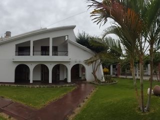 Foto 22 de SE VENDE CASA RESIDENCIAL LA ANGOSTUR 1023  DOS CUADRAS DEL HOTEL LAS DUNAS - ICA
