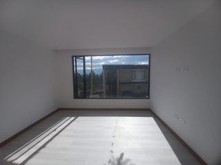 Foto 10 de VENTA CASA A ESTRENAR SECTOR  NAYON A 7 MINUTOS DE CUMBAYA