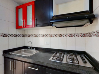 Foto 5 de SE VENDE CASA EN MADRID