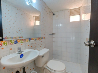Foto 14 de SE VENDE CASA EN MADRID
