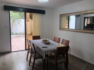 Foto 2 de Venta de Casa en Terranostra impecable