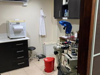 Foto 8 de Venta consultorio médico UDIMEF  2 Características:   Planta Bajas  3 consultorios 2 Baños  Área de recepción  Salita de espera  Área útil 59.70m2 Áre