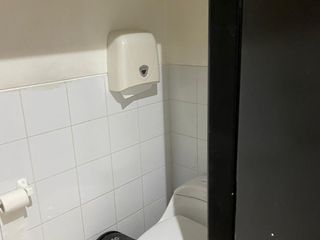 Foto 11 de Venta consultorio médico UDIMEF  2 Características:   Planta Bajas  3 consultorios 2 Baños  Área de recepción  Salita de espera  Área útil 59.70m2 Áre