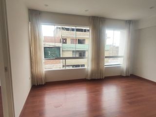 Foto 3 de VENTA DEPARTAMENTO 2DO PISO CON ASCENSOR FRENTE A PARQUE SAN JUAN DE MIRAFLORES