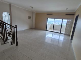 Foto 8 de Departamento  en Alquiler en los Ceibos, 4 Habitaciones, 3 Baños, Balcón, Parqueos, Seguridad,  Norte de Guayaquil.
