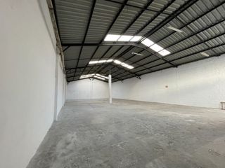 Foto 4 de Galpón bodega en alquiler Sector Solca - Quito Ecuador