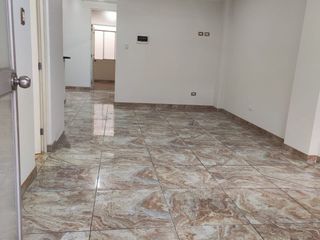 Foto 3 de VENTA DEPARTAMENTO 1ER PISO CON COCHERA SAN JUAN DE MIRAFLORES ZONA K