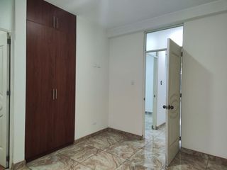 Foto 5 de VENTA DEPARTAMENTO 1ER PISO CON COCHERA SAN JUAN DE MIRAFLORES ZONA K