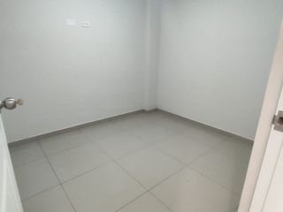 Foto 9 de VENTA DEPARTAMENTO 4to  PISO VISTA CALLE  SAN JUAN DE MIRAFLORES