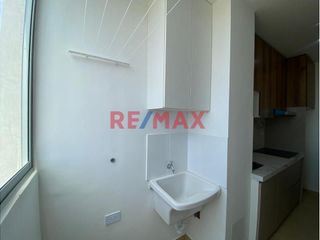 Foto 15 de Alquiler De Departamento De Estreno En Centrika // ID: 1127290