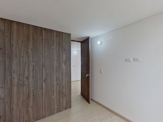 Foto 11 de SE VENDE APARTAMENTO EN GRAN GRANADA
