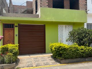 Foto 1 de 🔥EXCELENTE OPORTUNIDAD🔥 VENTA DE CASA URB. ALAMEDA DEL PINAR COMAS