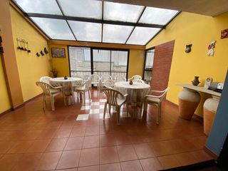Foto 2 de Hermosa Propiedad de venta en Santa Barbara de Chillogallo