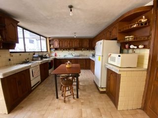 Foto 9 de Hermosa Propiedad de venta en Santa Barbara de Chillogallo