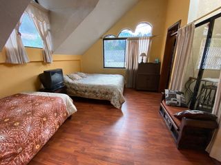 Foto 16 de Hermosa Propiedad de venta en Santa Barbara de Chillogallo