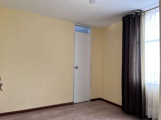 Foto 11 de SE PONE EN ALQUILAR CASA SEMI AMOBLADA CON TIENDA COMERCIAL - VALLECITO