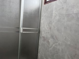 Foto 12 de SE PONE EN ALQUILAR CASA SEMI AMOBLADA CON TIENDA COMERCIAL - VALLECITO