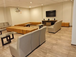 Foto 11 de Venta De Departamento En Santa Beatriz-Lima
