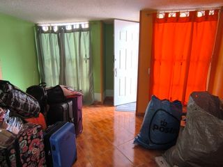Foto 4 de CASA CON GARAJE EN CANTALEJO EN VENTA