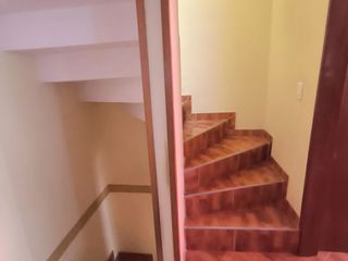 Foto 7 de CASA CON GARAJE EN CANTALEJO EN VENTA