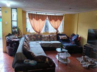 Foto 2 de Vendo casa independiente en el sur de Quito Sector residencial , amplios espacios.