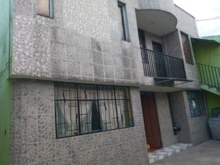 Foto 5 de Vendo casa independiente en el sur de Quito Sector residencial , amplios espacios.
