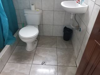 Foto 7 de Vendo casa independiente en el sur de Quito Sector residencial , amplios espacios.