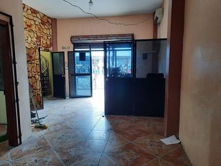 Foto 7 de SE VENDE CASA (OFICINA o BODEGA) DE 2 PLANTAS 252 M2. DE CONSTRUCCIÓN, QUININDE – ESMERALDAS - ECUADOR
