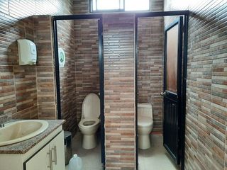 Foto 21 de SE VENDE CASA (OFICINA o BODEGA) DE 2 PLANTAS 252 M2. DE CONSTRUCCIÓN, QUININDE – ESMERALDAS - ECUADOR