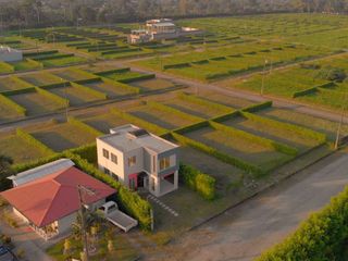 Foto 7 de SE VENDE CASA POR ESTRENAR 82 M2. DE UNA PLANTA, URBANIZACIÓN TENIS CLUB LA CONCORDIA - DOMINGO DE LOS TSACHILAS - ECUADOR
