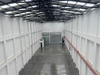 Foto 5 de Excelente bodega ubicada en Toberín