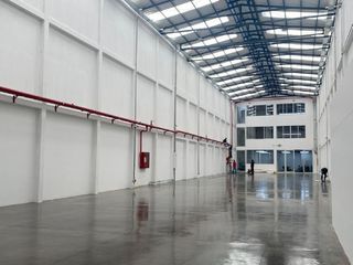 Foto 6 de Excelente bodega ubicada en Toberín