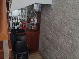 Foto 3 de Venta de casa en San Isidro cerca al mar - cuatro niveles con ascensor y sauna - Orrantia Del Mar - Precio Negociable.