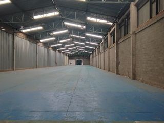 Foto 4 de Excelente bodega en arriendo en parque industrial de Funza