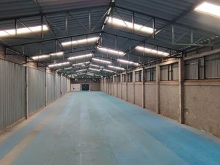 Foto 2 de Excelente bodega en arriendo en parque industrial de Funza