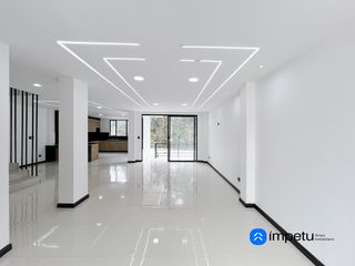 Foto 5 de En venta casa a estrenar de dos plantas más subsuelo y terraza