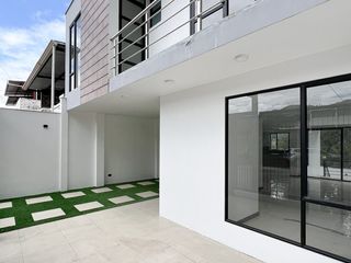 Foto 24 de En venta casa a estrenar de dos plantas más subsuelo y terraza