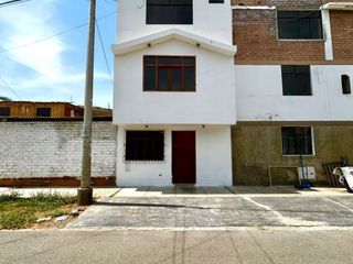 Foto 1 de Deparamento en venta en Urb. Santa María!