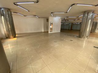 Foto 4 de Local comercial de arriendo sector la mariscal avenida colón