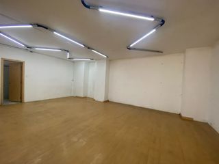 Foto 6 de Local comercial de arriendo sector la mariscal avenida colón