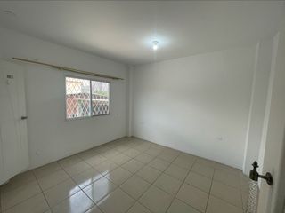 Foto 4 de SE ARRIENDA  DEPARTAMENTO por el ECU 911