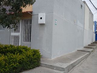 Foto 3 de HERMOSA PROPIEDAD EN VENTA SAN ANTONIO DE PICHINCHA CONJUNTO EQUINOCCIO AZUL