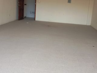 Foto 2 de 🏢 ALQUILER DE OFICINAS EN EL CENTRO DE ESMERALDAS 🏢  🔹 Ubicación estratégica: Cerca del casco comercial y bancario. 🔹 Espacio: Oficinas de 5x12 m