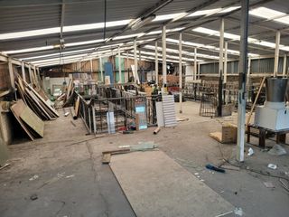 Foto 8 de Excelente bodega en arriendo ubicada en zona comercial de Puente Aranda