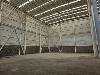 Foto 2 de Excelente bodega en arriendo ubicada en Siberia